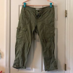 Army Green Linen Capri Pants
